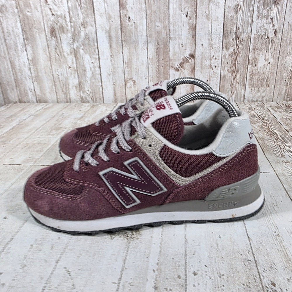 New Balance 574 Classic Womens Burgundy Suede Sneakers WL574EVM Size 7.5 - Picture 2 of 8